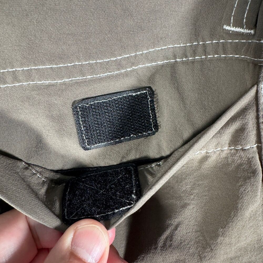 Kuhl Shorts Mens Size 30 x 11 Brown Cargo Ramblr Outdoor Hiking Performance - Picture 12 of 14